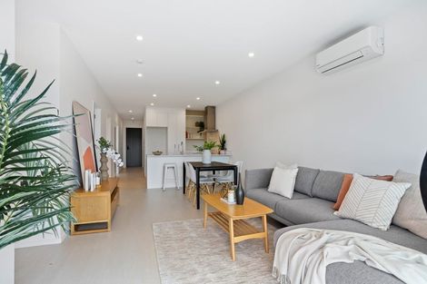 Photo of property in 4 Juniper Drive, Rosehill, Papakura, 2113