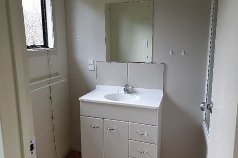 Photo of property in 34a Bronzewing Terrace, Unsworth Heights, Auckland, 0632