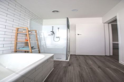 Photo of property in 130 Waimairi Road, Ilam, Christchurch, 8041