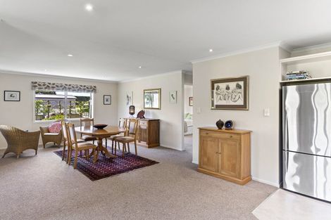 Photo of property in 8 Camellia Lane, Carterton, 5713