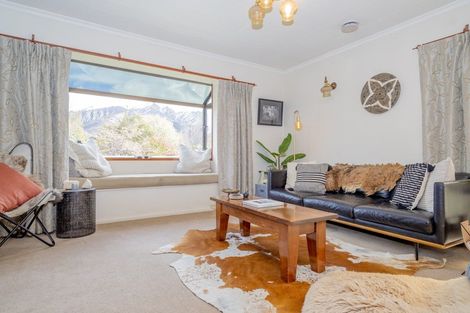 Photo of property in 12 Hood Crescent, Arrowtown, 9302