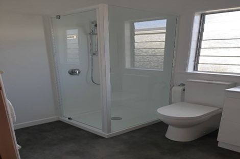 Photo of property in 40 Mana Esplanade, Paremata, Porirua, 5026