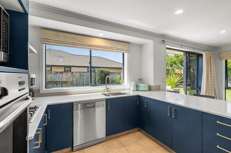Photo of property in 9 Carrington Drive, Papamoa Beach, Papamoa, 3118