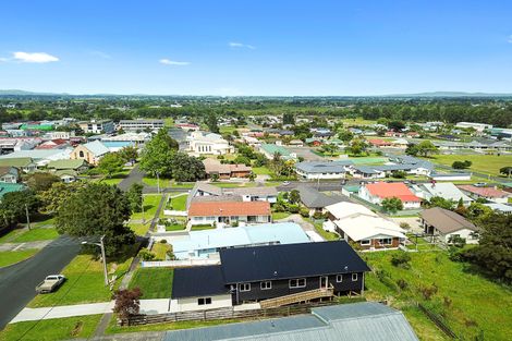 Photo of property in 10 Burgess Street, Te Aroha, 3320