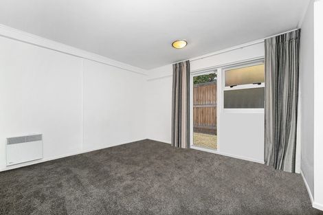 Photo of property in 2/18 Sydney Street, Hauraki, Auckland, 0622