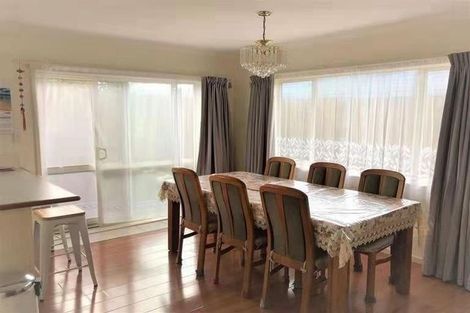 Photo of property in 15 Attymon Lane, East Tamaki, Auckland, 2016