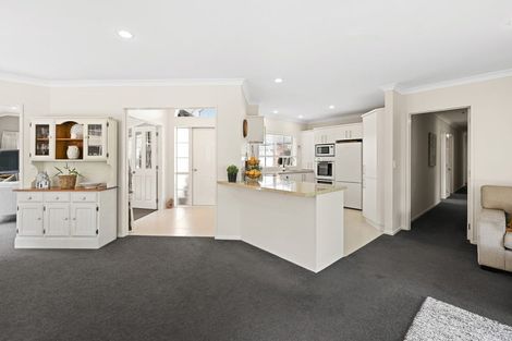 Photo of property in 12 Raungawari Drive, Huntington, Hamilton, 3210