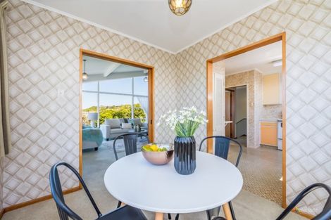 Photo of property in 225 Dowse Drive, Maungaraki, Lower Hutt, 5010