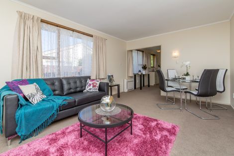 Photo of property in 2/4 Quinton Place, Bishopdale, Christchurch, 8053