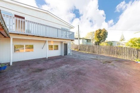 Photo of property in 1 Kamara Road, Glen Eden, Auckland, 0602