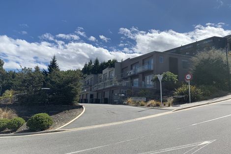 Photo of property in Remarkables Apartments, 4/658 Frankton Road, Queenstown, 9300