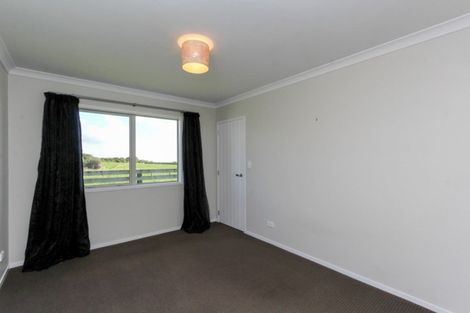 Photo of property in 5 Maunga Heights, Hurworth, New Plymouth, 4371