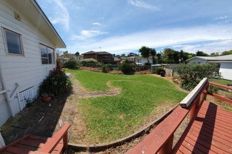 Photo of property in 23 Wycherley Drive, Bucklands Beach, Auckland, 2014