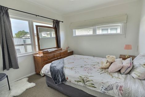 Photo of property in 11 Magdalen Crescent, Pirimai, Napier, 4112