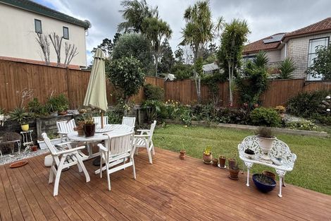 Photo of property in 109 Hugh Green Drive, Pinehill, Auckland, 0632