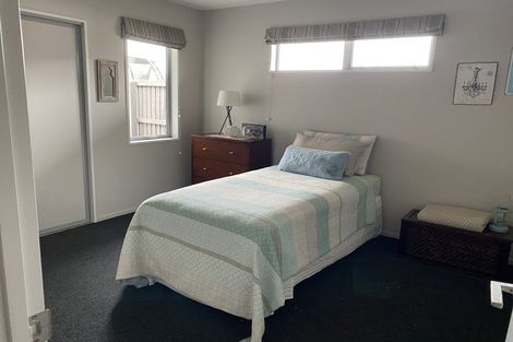 Photo of property in 21 Beech Drive, Rangiora, 7400