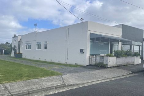 Photo of property in 11 Tane Street, New Lynn, Auckland, 0600