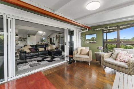 Photo of property in 18 Manuka Terrace, Mangakino, 3421