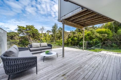 Photo of property in 35a Seaview Avenue, Northcote, Auckland, 0627