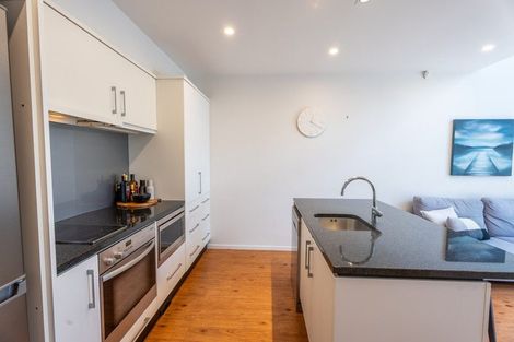 Photo of property in 2/64 Holly Road, St Albans, Christchurch, 8014