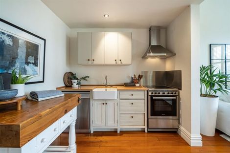 Photo of property in 7 Tainui Road, Devonport, Auckland, 0624