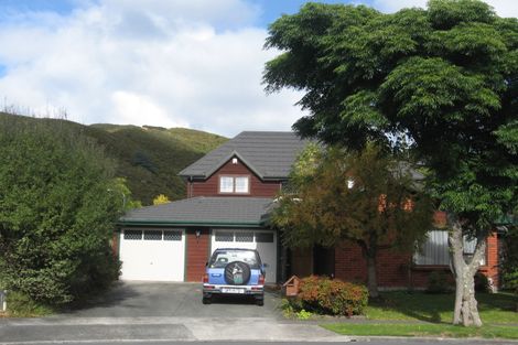 Photo of property in 29 Mcenroe Grove, Naenae, Lower Hutt, 5011