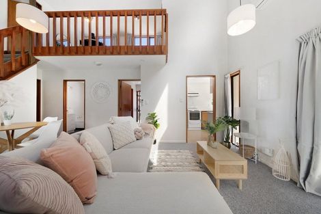 Photo of property in 25b Williams Street, Sunshine Bay, Queenstown, 9300