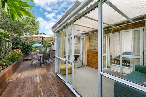 Photo of property in 32 Crestview Place, Browns Bay, Auckland, 0630