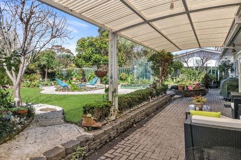 Photo of property in 11 Fratley Avenue, Farm Cove, Auckland, 2012