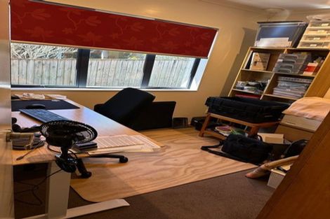 Photo of property in 165a Carlisle Road, Northcross, Auckland, 0632