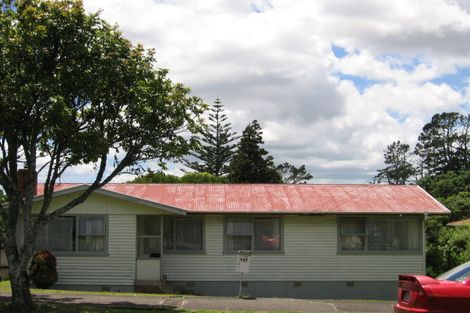 Photo of property in 117 Holly Street, Avondale, Auckland, 1026