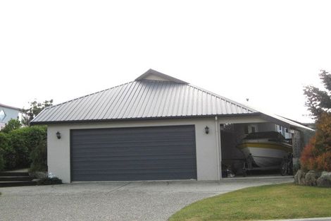 Photo of property in 114 Hunter Crescent, Wanaka, 9305