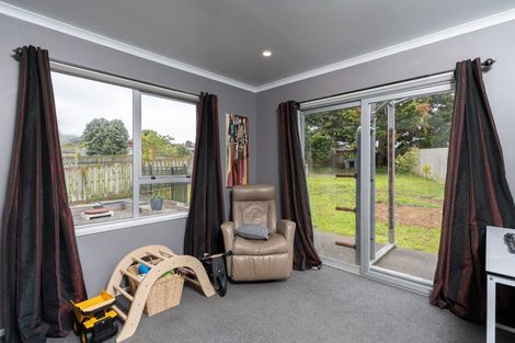 Photo of property in 12 Mexted Crescent, Ranui, Porirua, 5024