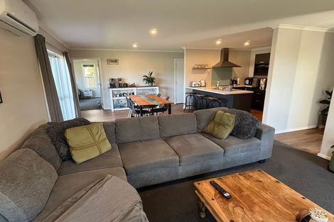 Photo of property in 192 Bridge Street, Bulls, 4818