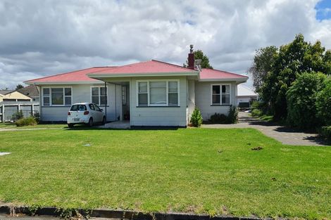 Photo of property in 21 Queens Road, Elgin, Gisborne, 4010