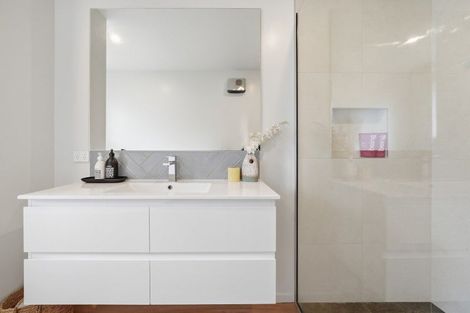 Photo of property in 5 Hunter Lane, Amberley, 7410