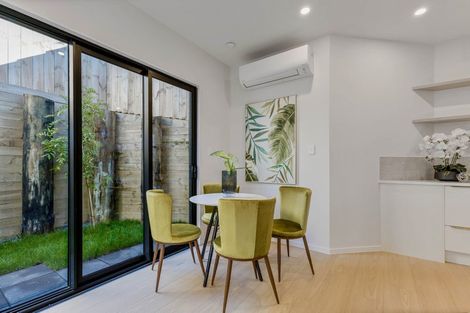 Photo of property in 44e Bruce Road, Glenfield, Auckland, 0629