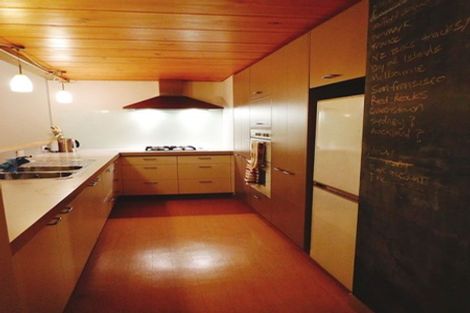 Photo of property in Stadium Garden Flats, 118/107 Thorndon Quay, Pipitea, Wellington, 6011