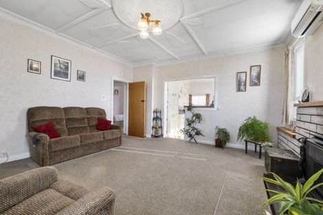 Photo of property in 21 Cordelia Street, Stratford, 4332