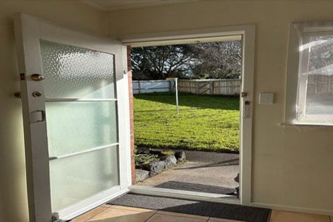 Photo of property in 4a Harris Road, Mount Wellington, Auckland, 1051