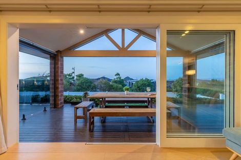 Photo of property in 14 Judith Anne Drive, Pukekohe, 2120