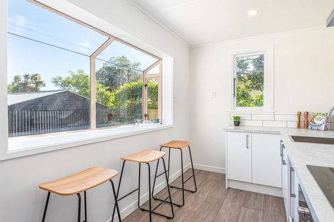 Photo of property in 18 Newcastle Street, Phillipstown, Christchurch, 8011