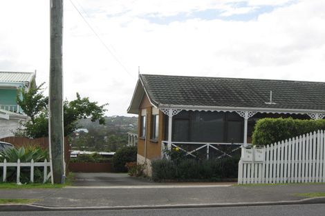 Photo of property in 1/754 Whangaparaoa Road, Manly, Whangaparaoa, 0930