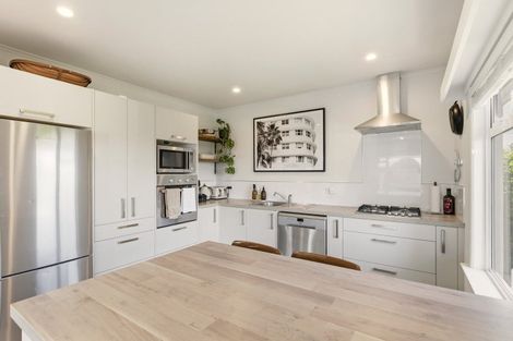 Photo of property in 380 Devon Street West, Lynmouth, New Plymouth, 4310