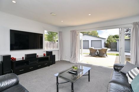 Photo of property in 26 Hadlow Place, Burnside, Christchurch, 8041