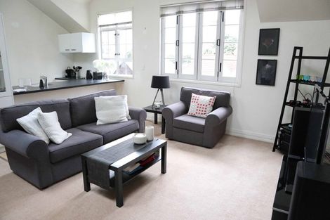 Photo of property in 34 Pipitea Street, Thorndon, Wellington, 6011