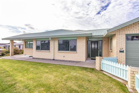 Photo of property in 23 Mahoe Street, Inglewood, 4330