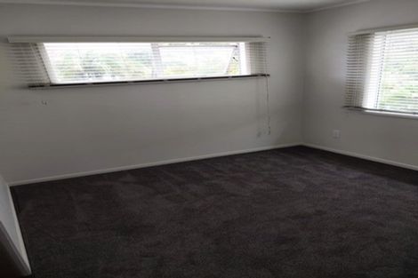 Photo of property in 1/41 Masterton Road, Rothesay Bay, Auckland, 0630