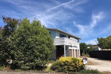 Photo of property in 10 Huia Street, Waikawa, Picton, 7220