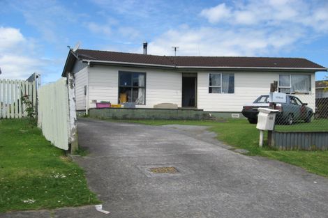 Photo of property in 44 Killington Crescent, Mangere, Auckland, 2022